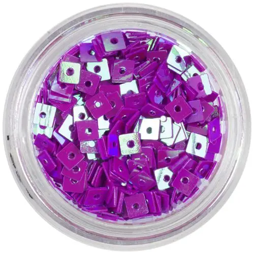 Fuchsiový štvorček - nail art ozdoba s dierkou