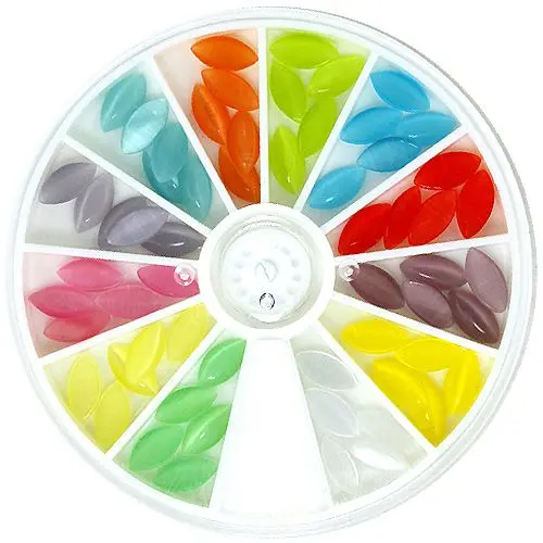 Nail art zdobenie - ovál